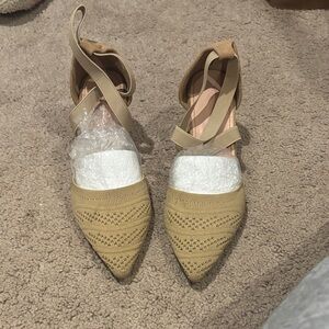 Chic Tan Women's Heels